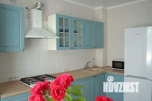 1-к квартира, посуточно, 42м2, 3/8 этаж