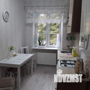 1-к квартира, посуточно, 33м2, 2/2 этаж