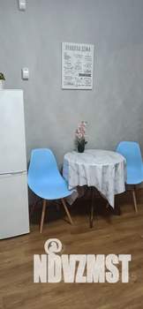 1-к квартира, посуточно, 40м2, 1/9 этаж