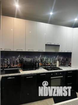 3-к квартира, посуточно, 80м2, 1/9 этаж