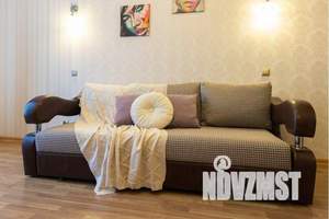 1-к квартира, посуточно, 40м2, 6/10 этаж