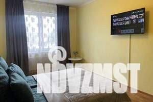 1-к квартира, посуточно, 42м2, 4/7 этаж