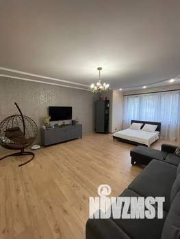1-к квартира, посуточно, 100м2, 2/5 этаж