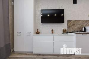 Студия квартира, посуточно, 32м2, 1/4 этаж