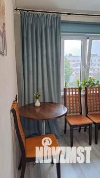 2-к квартира, посуточно, 42м2, 4/5 этаж