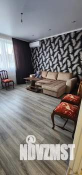 1-к квартира, посуточно, 42м2, 9/9 этаж