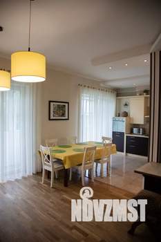 4-к квартира, посуточно, 164м2, 1/5 этаж