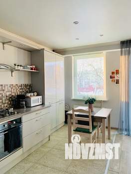 1-к квартира, посуточно, 43м2, 6/9 этаж