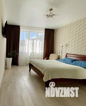 1-к квартира, посуточно, 36м2, 1/1 этаж