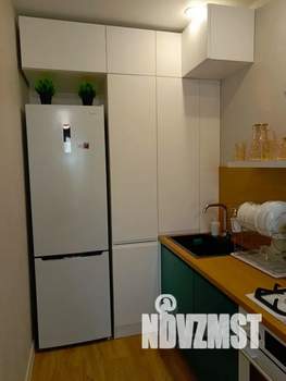 1-к квартира, посуточно, 40м2, 4/10 этаж