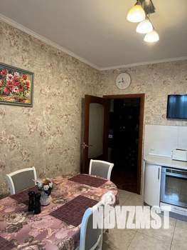 3-к квартира, посуточно, 109м2, 4/9 этаж