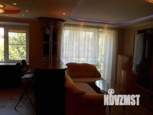 2-к квартира, посуточно, 48м2, 4/4 этаж