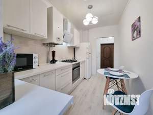 1-к квартира, посуточно, 35м2, 4/9 этаж