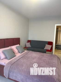 1-к квартира, посуточно, 42м2, 6/10 этаж