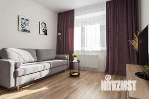 1-к квартира, посуточно, 38м2, 1/10 этаж