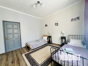 3-к квартира, посуточно, 90м2, 2/4 этаж