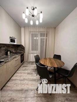 1-к квартира, посуточно, 47м2, 1/1 этаж