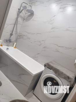 1-к квартира, посуточно, 32м2, 4/10 этаж