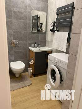 1-к квартира, посуточно, 40м2, 1/8 этаж