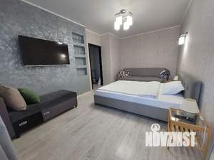 1-к квартира, посуточно, 35м2, 12/16 этаж
