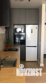 1-к квартира, посуточно, 42м2, 9/10 этаж