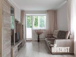 1-к квартира, посуточно, 40м2, 1/1 этаж
