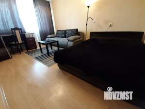 1-к квартира, посуточно, 37м2, 7/10 этаж