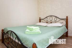 Студия квартира, посуточно, 30м2, 7/10 этаж