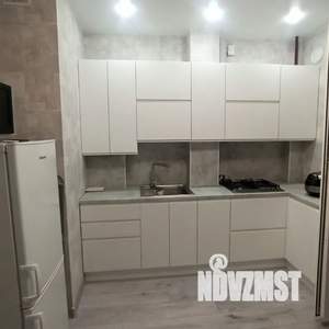 1-к квартира, посуточно, 43м2, 6/9 этаж