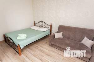 Студия квартира, посуточно, 30м2, 7/10 этаж