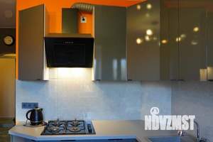 2-к квартира, посуточно, 50м2, 1/1 этаж
