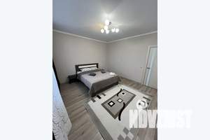 1-к квартира, посуточно, 44м2, 9/9 этаж