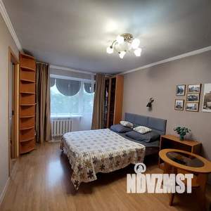 1-к квартира, посуточно, 32м2, 5/5 этаж