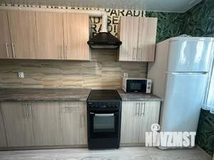 1-к квартира, посуточно, 36м2, 4/10 этаж