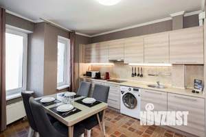 1-к квартира, посуточно, 60м2, 1/1 этаж