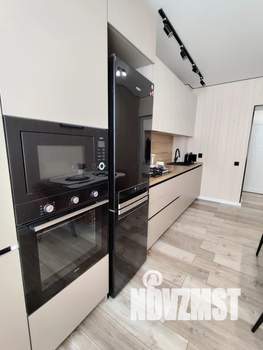 1-к квартира, посуточно, 40м2, 9/13 этаж