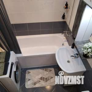 1-к квартира, посуточно, 37м2, 7/9 этаж