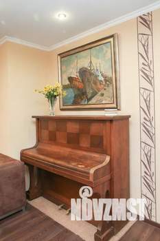 3-к квартира, посуточно, 111м2, 1/7 этаж