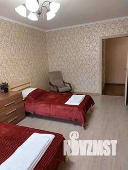 2-к квартира, посуточно, 74м2, 5/18 этаж