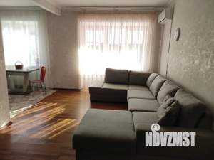Студия квартира, посуточно, 41м2, 3/5 этаж