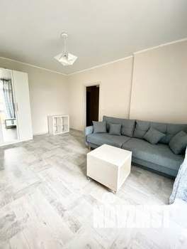 1-к квартира, посуточно, 42м2, 5/10 этаж