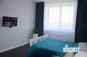 1-к квартира, посуточно, 40м2, 4/10 этаж