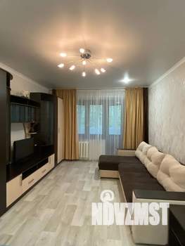 1-к квартира, посуточно, 39м2, 2/9 этаж