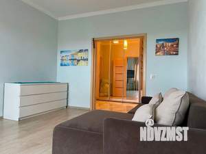 1-к квартира, посуточно, 42м2, 1/1 этаж