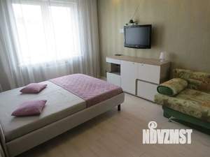 1-к квартира, посуточно, 44м2, 1/1 этаж