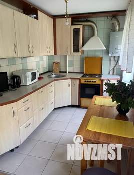 2-к квартира, посуточно, 65м2, 2/4 этаж