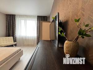 2-к квартира, посуточно, 70м2, 2/13 этаж