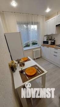 2-к квартира, посуточно, 44м2, 1/5 этаж