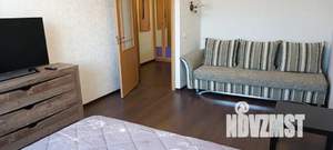 1-к квартира, посуточно, 43м2, 4/10 этаж