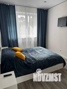 1-к квартира, посуточно, 44м2, 1/10 этаж